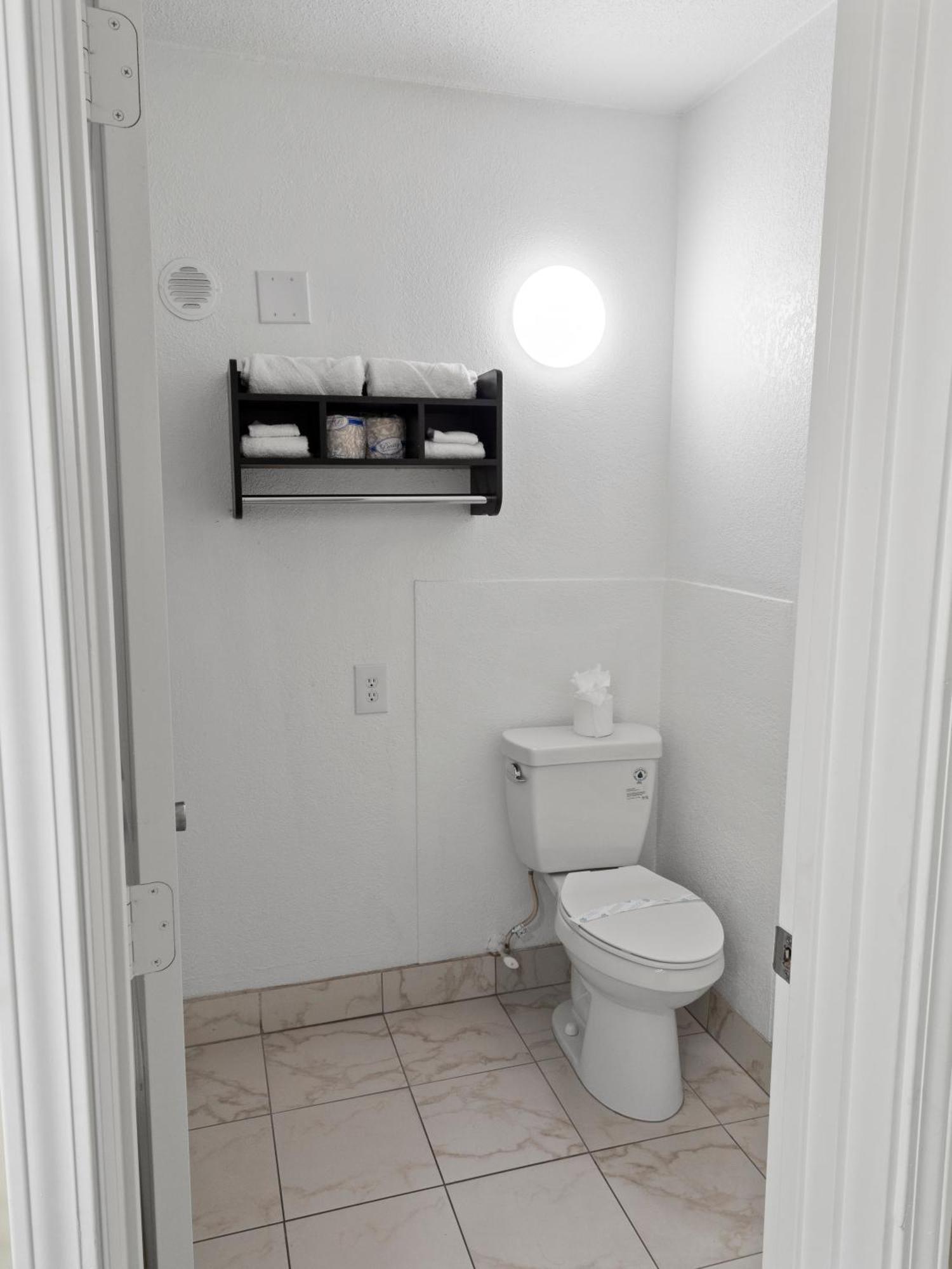 Dream Inn Fresno Bagian luar foto