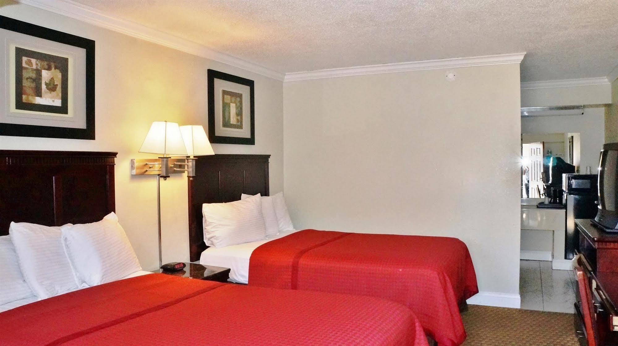 Dream Inn Fresno Bagian luar foto